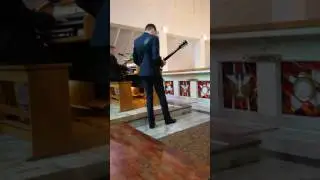 Kanon D na gitarze podczas ceremonii ślubnej