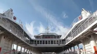 Керченский Мост. Проход парома через арку