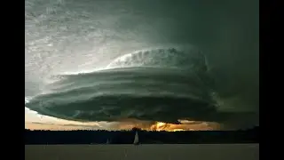 Heftiger Tornado in Alabama (USA). 750 Millionen Dollar Schaden!