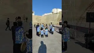 Древняя Бухарская крепость и национальные мелодии.