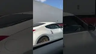 Spotted white Nissan 350z