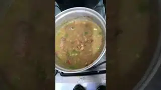 Feijão decorda com queijo e linguiça uma delicia