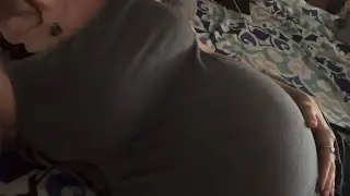 Pregnant Belly ASMR ~digestion sounds~ and baby movements (belly covered)