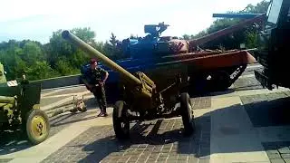 Родина мать. Выставка сепарского оружия.