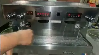 Magister coffee machine :How to operate and program double group #coffee #cappuccino #latteart #bar.