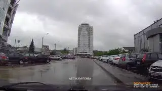 Пенза. Нелепое ДТП у Дворца водного спорта "Сура"