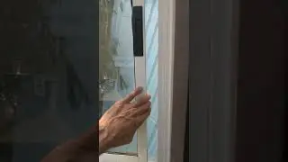 Ficamos trancados no banheiro e a Cris não conseguia voltar com o forro todo desabado😱