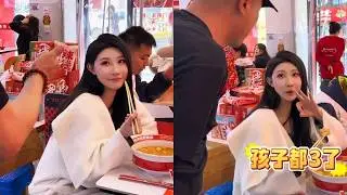 美女看着这么年轻，孩子都3岁了？#喇叭哥 #月老喇叭哥麻辣烫#沈阳中街 #月老牵线 #幽默搞笑视频