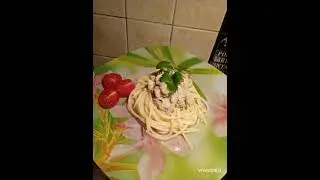 КУРИНАЯ ГРУДКА в сливочно- грибном соусе.