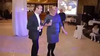 Прикол! В траве сидел кузнечик! Ржач!
