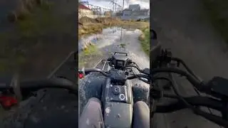 pov atv driving kawasaki bayou klf300b квадроцикл 300 кубів