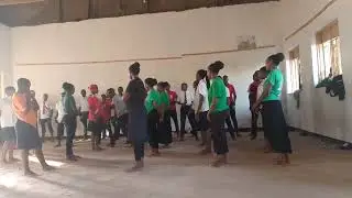 SCHOOL RAKA RAKA traditional dance