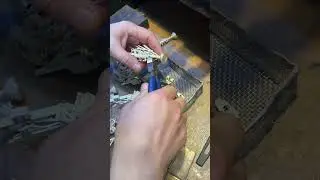 Откусывание литников 2