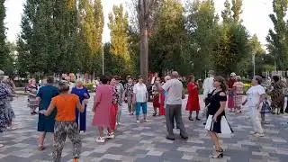 Вишня красная 🍒