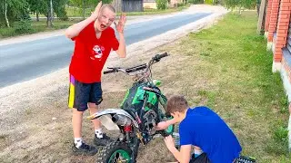 Саша ремонтирует старый моцик. Покатушки на моциках. Арс на SHARMAX power max 190. Брос Шоу