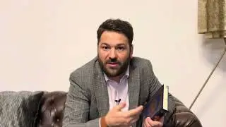 A banë me u lut duke e lexu lutjen