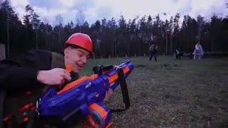 Ребята выживают в ЗОМБИ Апокалипсисе!