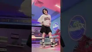 TikTok dance 🤪 