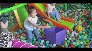 BATUT ATRAKSIONLAR ZAMONAVEY BOLALAR MAYDONCHASI DAXSHATLI UYINCHOQLAR ZUR UYINGOX