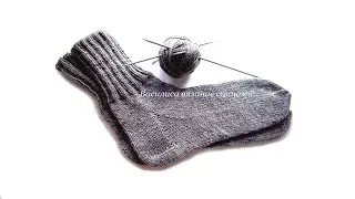 Men's knitted socks with a simple heel @VasilisaKnitting