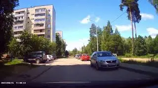 Кремёнки, улица Маршала Жукова.