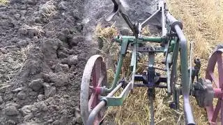 Eicher EKL 15 mit Anhängepflug
