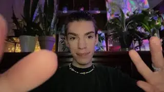 ASMR Tongue Clicking and Up Close Hand Movements 💜 * whispered ramble *