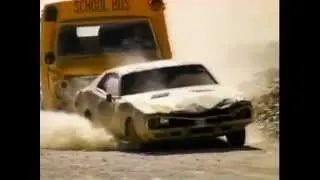 Wheels of Terror (1990) - Short bus vs Dodge Charger