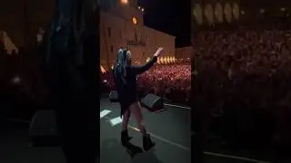Grazie CERVIA! Quello della scorsa sera è stato un concerto bellissimo, vi amo alla follia! 💙👠🏳️‍🌈