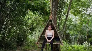 Solo survival in jungle. Bushcraft skills & Tree shelter building