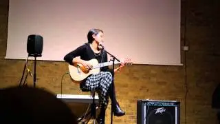 Maudy Ayunda Oxford 25 Oktober 2014 GCN