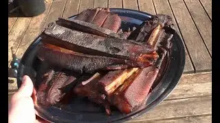 ОХОТНИЧЬЯ КУЛИНАРИЯ. ХВОСТ БОБРА ГОРЯЧЕГО КОПЧЕНИЯ,КАБАНЬИ РЕБРЫШКИ, ЯЙЦА И ПЕЧЕНЬ КОСУЛИ В КАЗАНЕ.