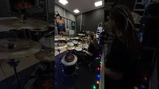 Мощный грув с карданом и райдом от группы LAMB OF GOD🔥