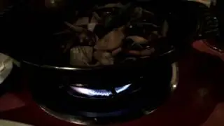 Chili crab pot