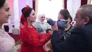 Отец достойно воспитал семь дочерей
