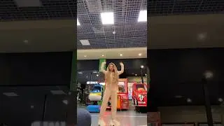Мама не скучает 😜 #мама #shorts