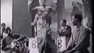 RITA MONNTANER Mueve la cintura