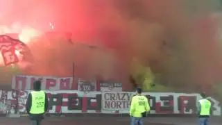 Baklje i dimovi, gori Sever