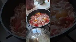 Яичница с помидорами  #рецепт #еда