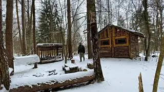 ДВЕ ЛЕСНЫЕ ИЗБЫ СПУСТЯ ПОЛ ГОДА ! ЧТО ПОМЕНЯЛОСЬ ?! ДОМАШНЯЯ КОПТИЛЬНЯ ГОРЯЧЕГО КОПЧЕНИЯ 