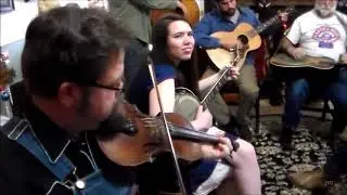 Mac Wiseman "Put My Little Shoes Away"