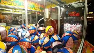 I CANT BELIEVE THIS! (Claw machine)