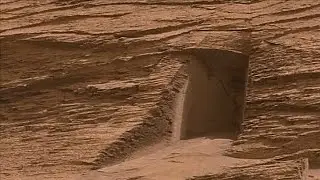 NASA's Mars Curiosity Rover Spotted Door-Shaped Fracture Spotted at 'East Cliffs' || Mysterious Door