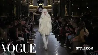 Stella McCartney Fall 2015 Ready-to-Wear - Fashion Show - Style.com