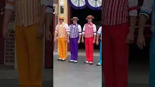 Dapper Dans Singing Grim Grinning Ghosts 