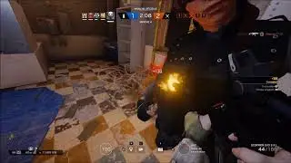 Le R6 qu'on aime ! (Montage frags & teamplays moments)