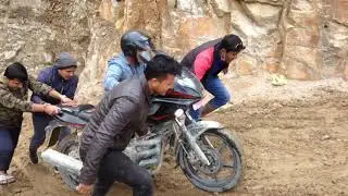 Upper mustang bike tour,