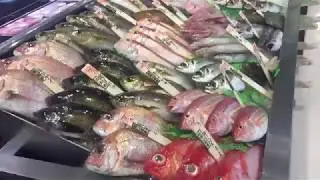 メッサオークワ　高松店　ある日の鮮魚売場