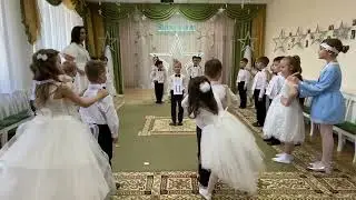 Выпускной 2024. Игра Арины Чугайкиной «Буквоград» 📚💼