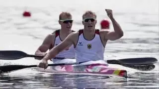 Deutschland Max Rendschmidt Marcus Gross gewann das Gold im Zweier-Kajak 1000 m Finale der Männer